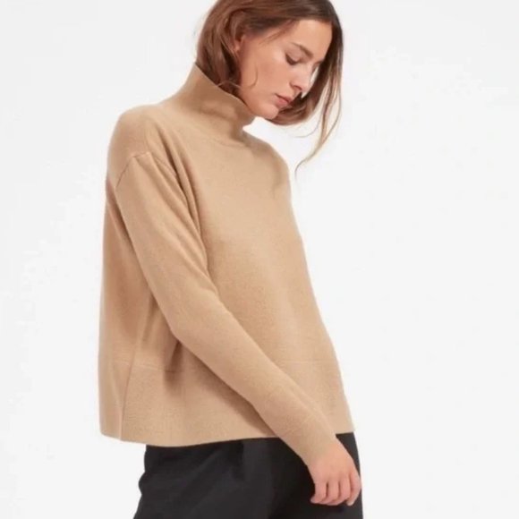 Everlane Sweaters - Everlane The Cashmere Square Mock Turtleneck Camel Medium